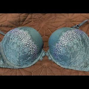 Victoria’s Secret Very Sexy Pushup/Pigeonnant nwot